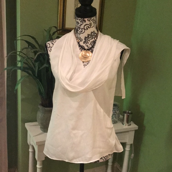 Layered halter top - Picture 2 of 6